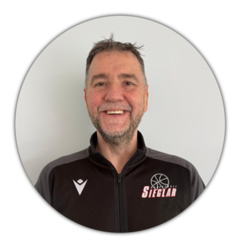 Waldemar Kühn  Trainer Basketball